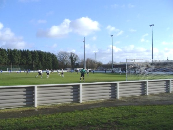 Sân The Jelf Stadium