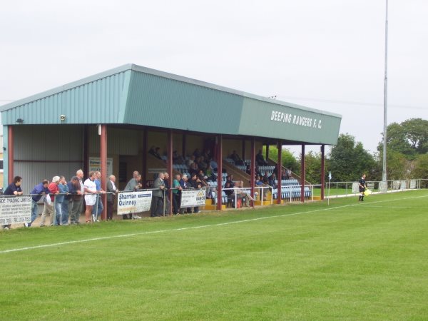 Sân Deeping Sports Club