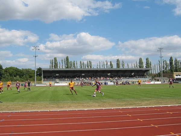 Sân Melbourne Stadium