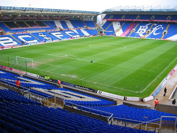 Sân St Andrew's Stadium