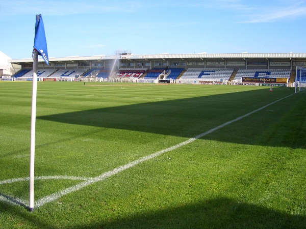 Sân The Suit Direct Stadium
