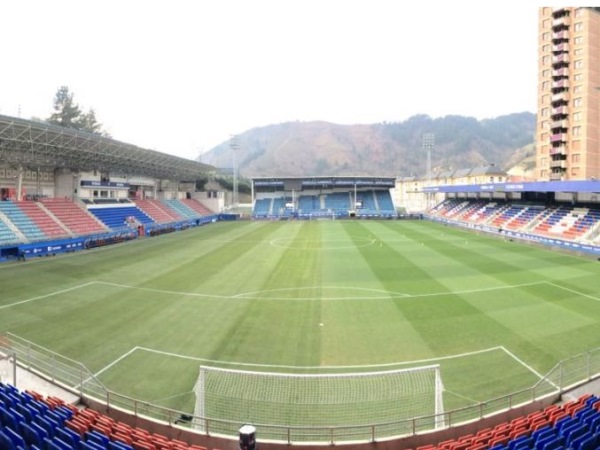 Sân Estadio Municipal de Ipurúa
