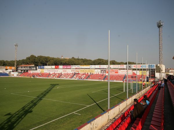 Sân Estadio El Alcoraz