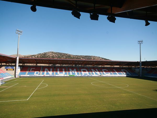 Sân Nuevo Estadio Los Pajaritos