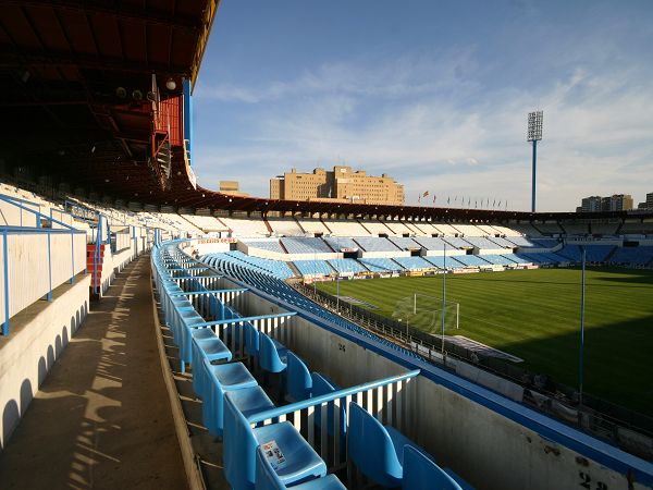Sân Estadio de la Romareda