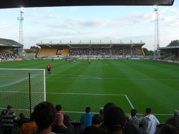 Sân Completely-Suzuki Stadium