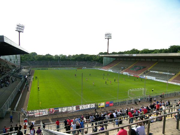 Sân Grotenburg-Stadion