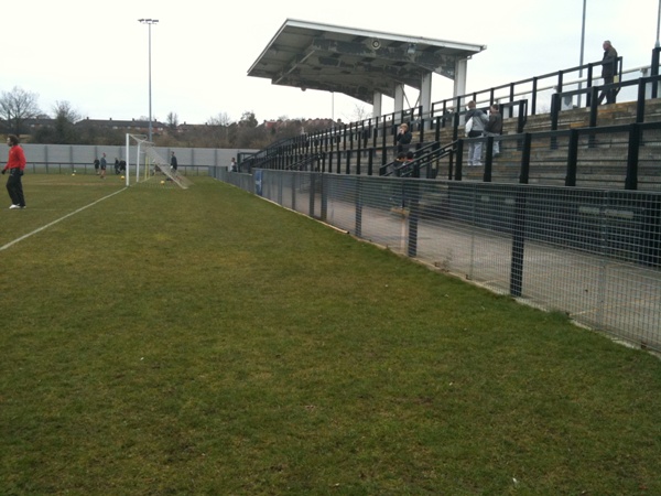 Sân Tooting & Mitcham Community Sports Club