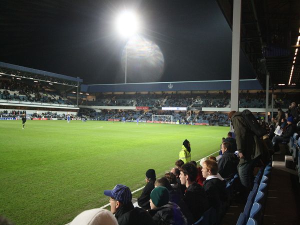 Sân MATRADE Loftus Road