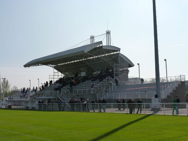 Sân Stade de l'Aar