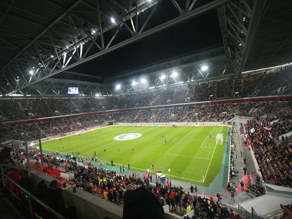 Sân Merkur Spielarena