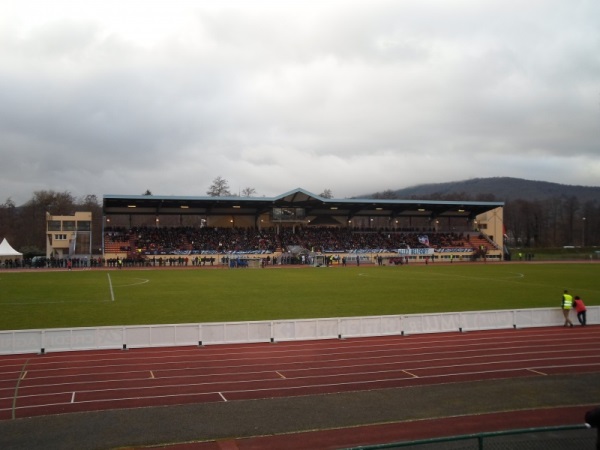 Sân Stade Roger-Serzian