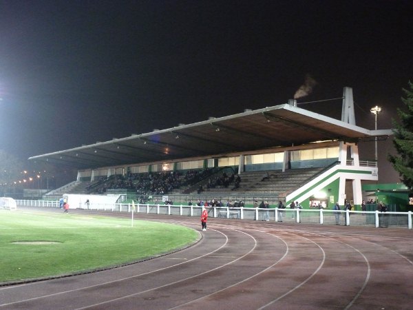 Sân Stade Andre Valentin