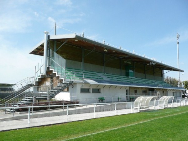 Sân Stade Paul Robbe 1