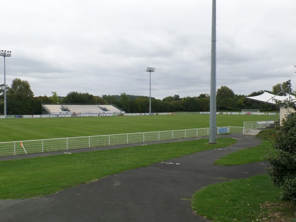 Sân Stade des Rives du Thouet