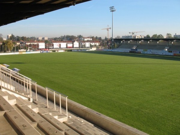 Sân Stade Sainte-Germaine