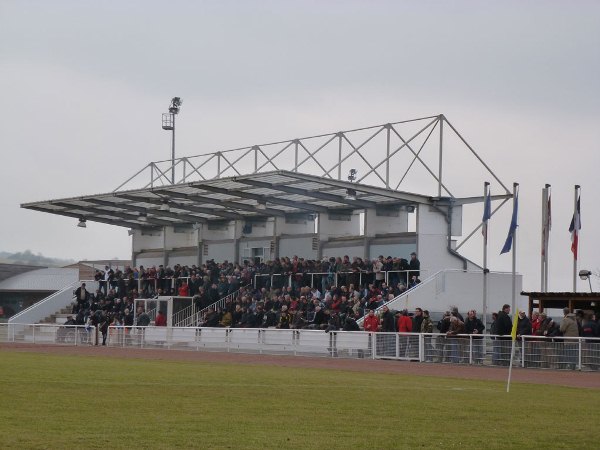 Sân Stade Omnisports