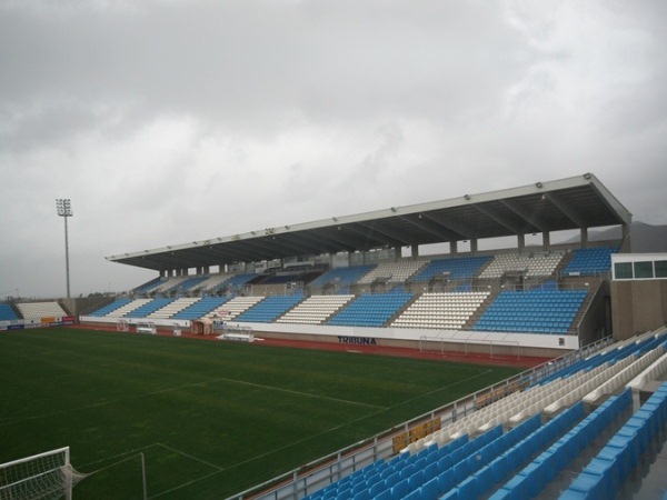 Sân Estadio Francisco Artés Carrasco