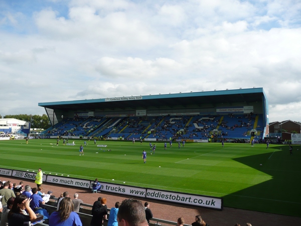 Sân Brunton Park