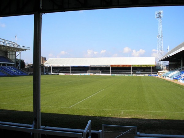 Sân Weston Homes Stadium