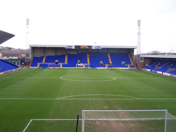 Sân Prenton Park