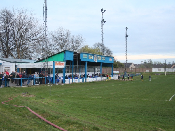 Sân Barton Stadium