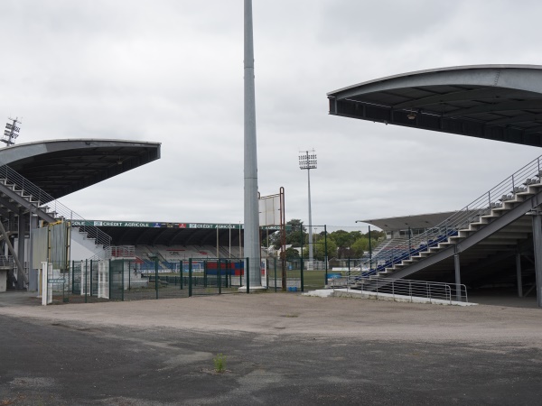 Sân Stade Gaston Petit