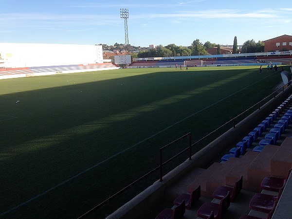 Sân Estadio Luis Suñer Picó