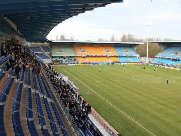 Sân Stade de l'Aube