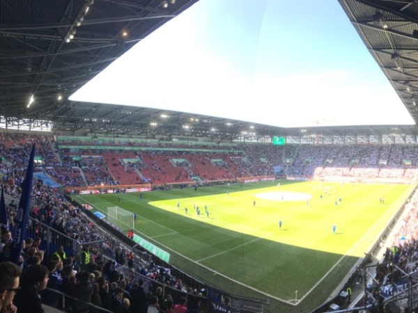 Sân WWK Arena