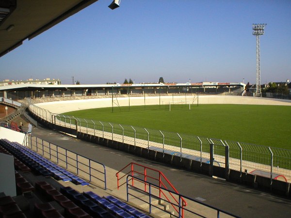 Sân Stade de Venoix - Claude-Mercier