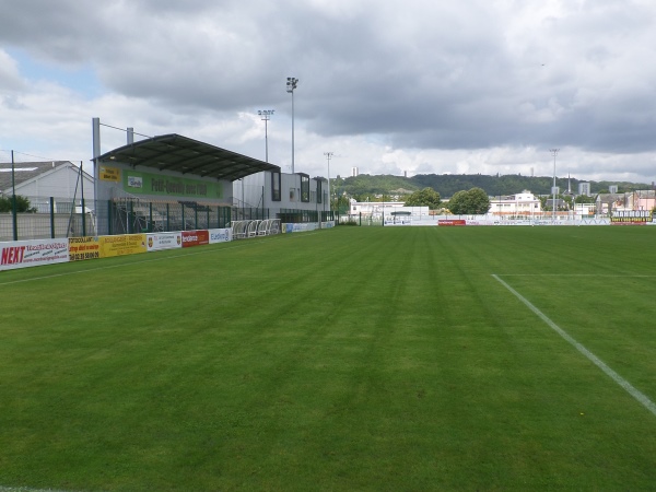 Sân Stade Amable Lozai