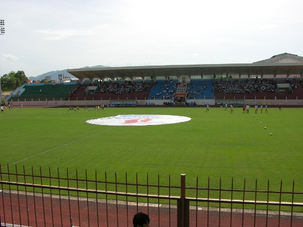 Sân Sân v?n d?ng 19 tháng 8 (Nha Trang Stadium)