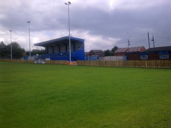 Sân Crilly Park